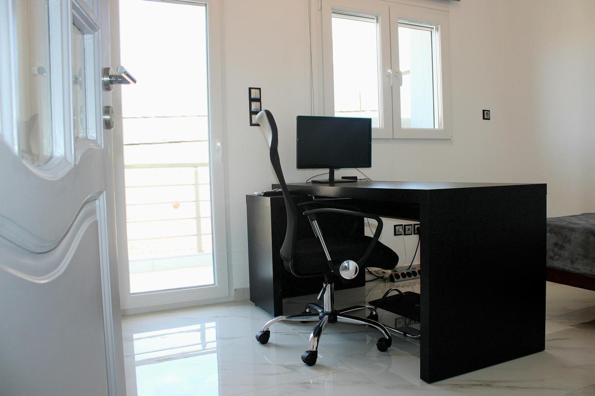 Black & White Seaside House Kalamia Corinth المظهر الخارجي الصورة